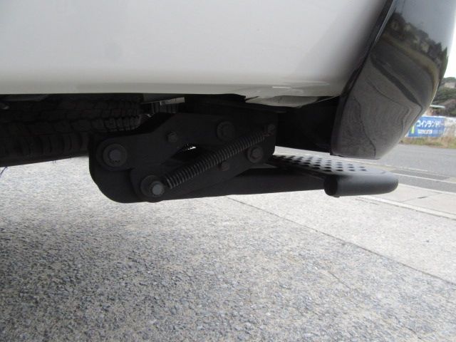 TOYOTA HILUX 4WD 2023 Image 31