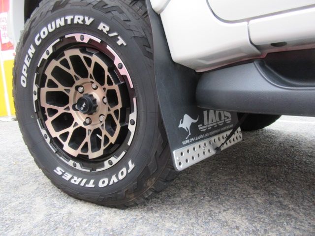 TOYOTA HILUX 4WD 2023 Image 31