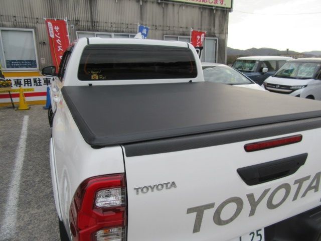 TOYOTA HILUX 4WD 2023 Image 31