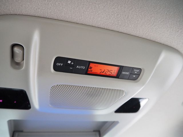 NISSAN ELGRAND  4WD 2016 Image 31