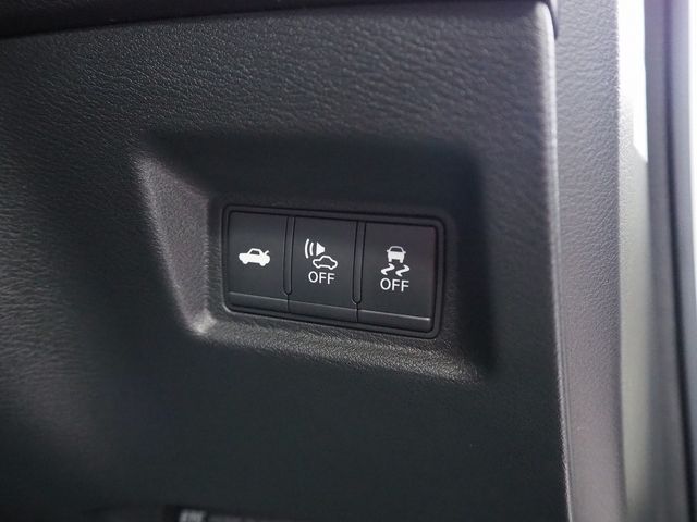 NISSAN SKYLINE HYBRID 2017 Image 31