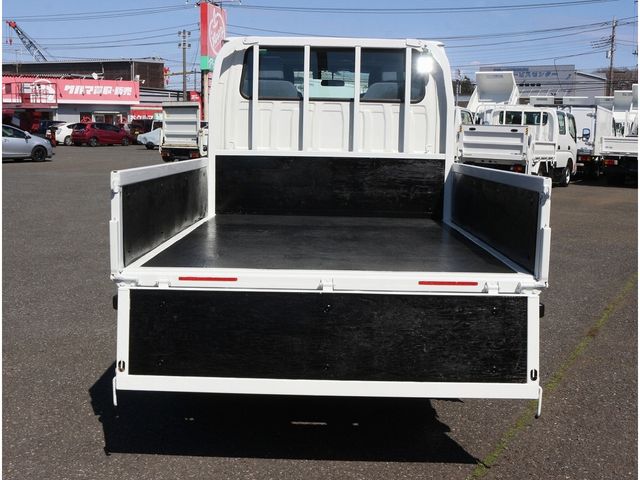 ISUZU ELF 2015 Image 31