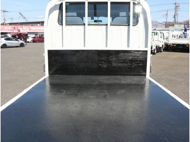 ISUZU ELF 2015 Image 31