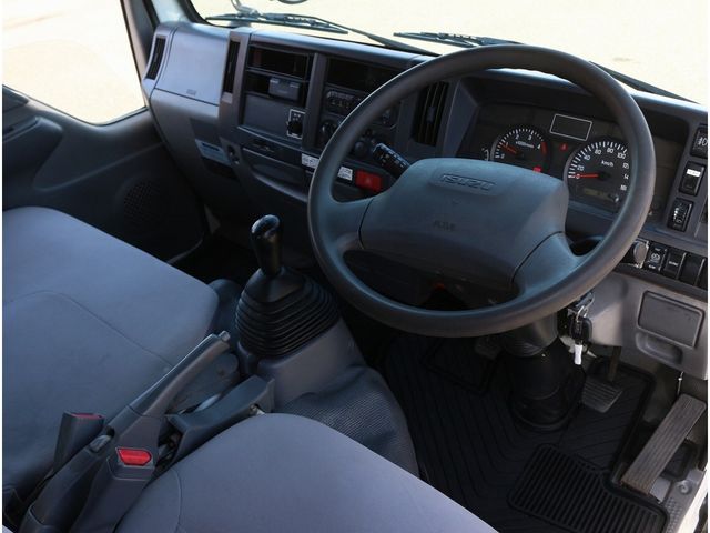 ISUZU ELF 2015 Image 31