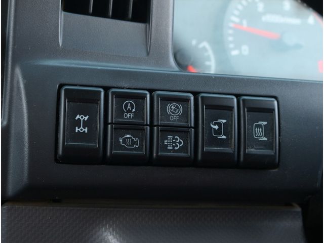 ISUZU ELF 2015 Image 31