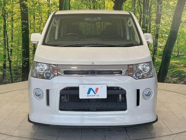 MITSUBISHI DELICA D:5 2WD 2007 Image 31