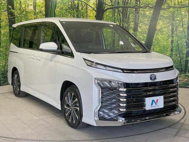 TOYOTA VOXY HYBRID 2024 Image 31