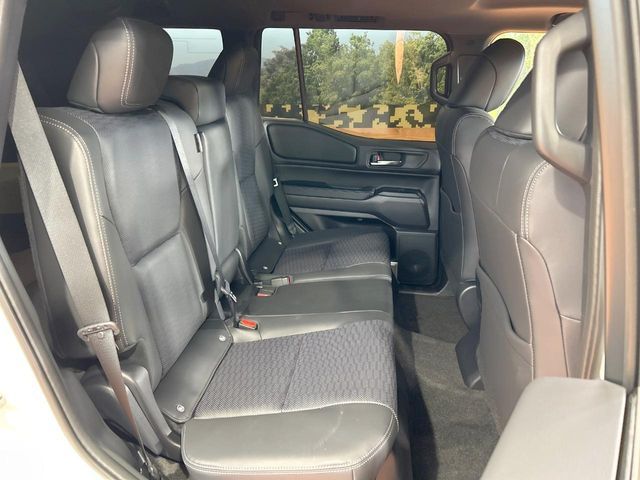 TOYOTA LANDCRUISER 250 2025 Image 31