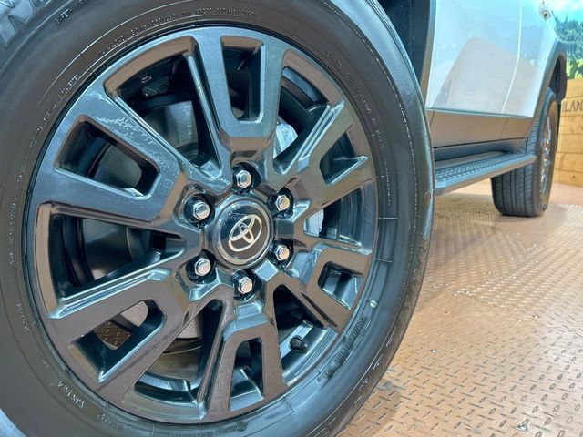 TOYOTA LANDCRUISER 250 2025 Image 31