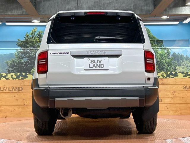 TOYOTA LANDCRUISER 250 2025 Image 31