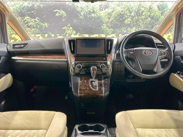 TOYOTA ALPHARD 2019 Image 31