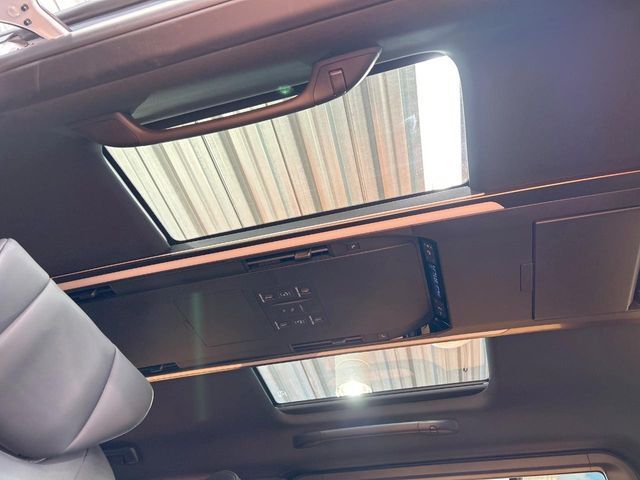 TOYOTA ALPHARD HYBRID 2024 Image 31