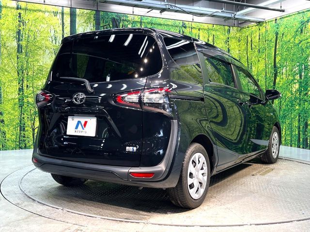 TOYOTA SIENTA HYBRID 2018 Image 31