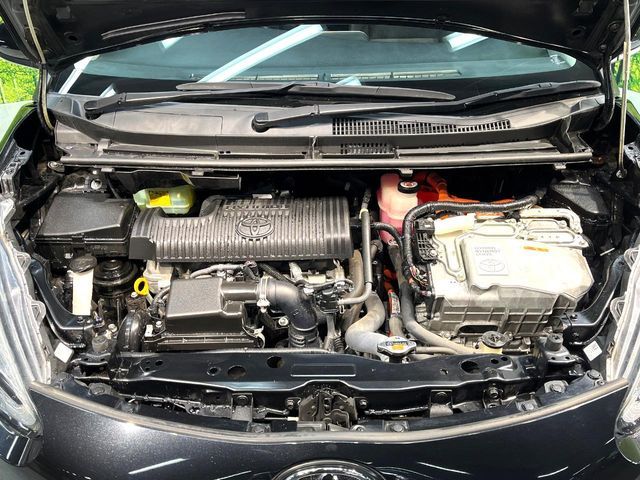 TOYOTA SIENTA HYBRID 2018 Image 31