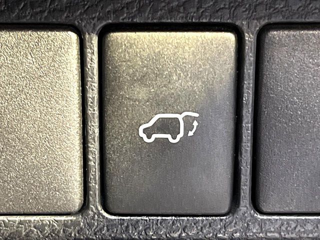 TOYOTA HARRIER 2WD 2015 Image 31