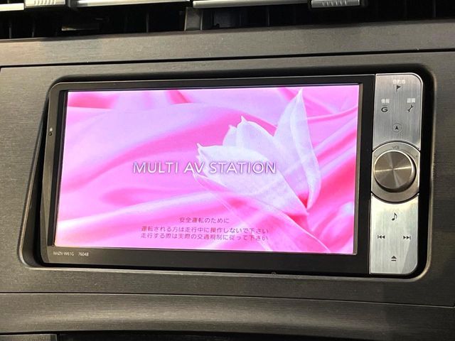 TOYOTA PRIUS 2011 Image 31