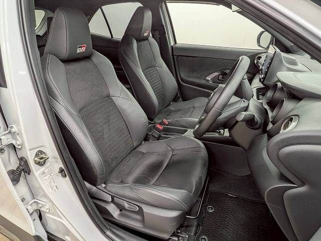 TOYOTA YARIS CROSS HYBRID 2022 Image 31