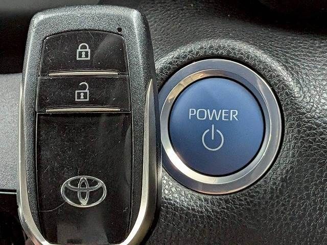 TOYOTA YARIS CROSS HYBRID 2022 Image 31