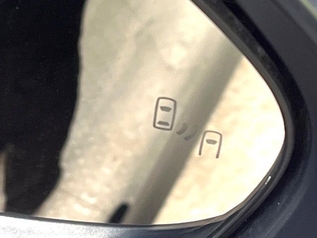 TOYOTA YARIS CROSS HYBRID 2024 Image 31