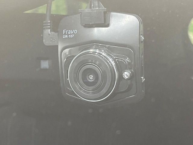 HONDA VEZEL HYBRID 2015 Image 31