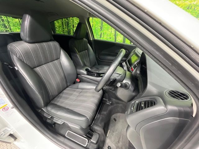 HONDA VEZEL HYBRID 2015 Image 31