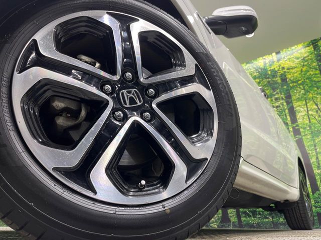 HONDA VEZEL HYBRID 2015 Image 31