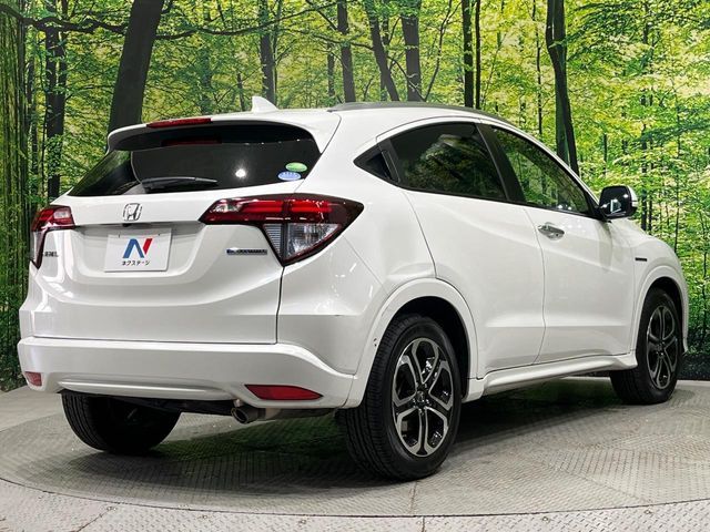 HONDA VEZEL HYBRID 2015 Image 31