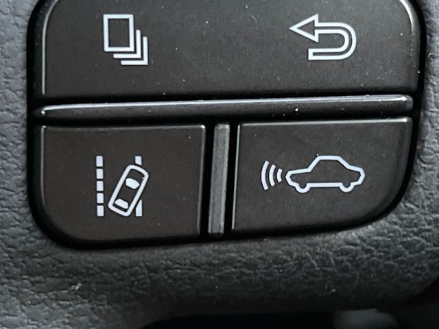 TOYOTA LEXUS IS300H 2023 Image 31