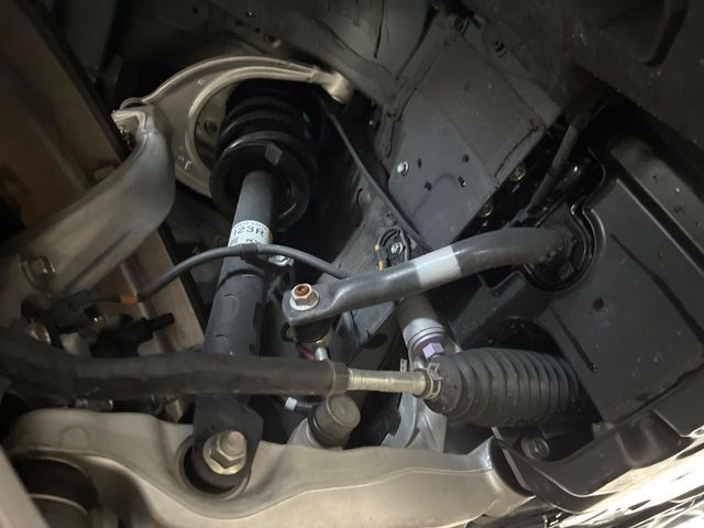 TOYOTA LEXUS IS300H 2023 Image 31