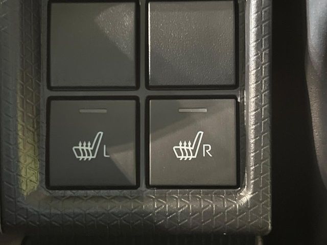 DAIHATSU TANTO FAN CROSS 2023 Image 31