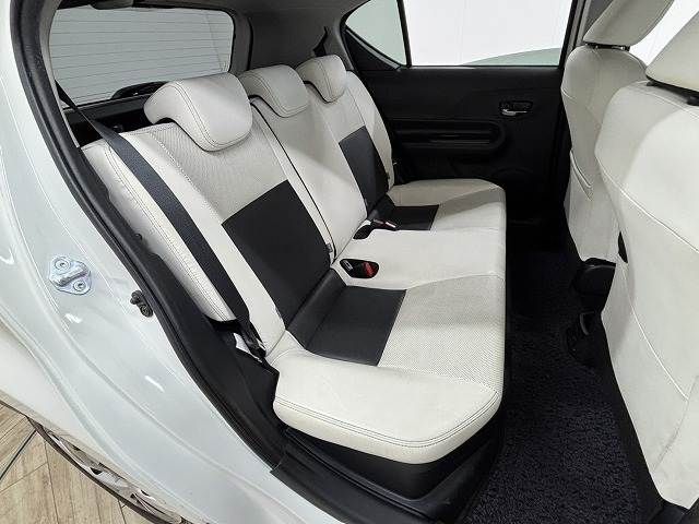 TOYOTA AQUA 2017 Image 31