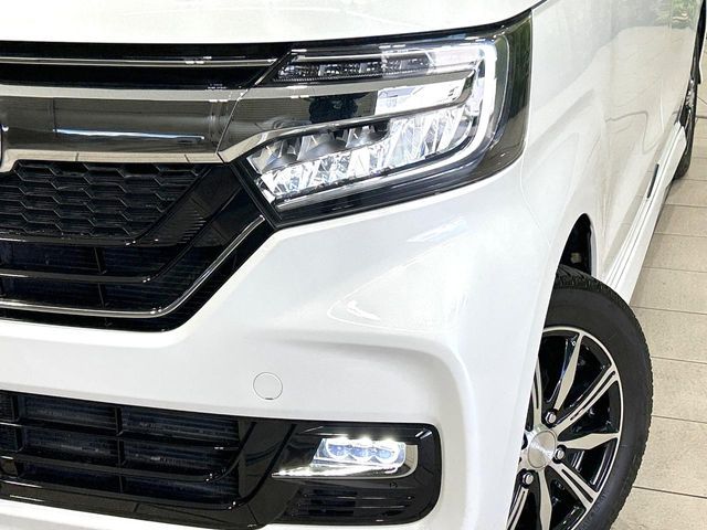 HONDA N BOX 2019 Image 31