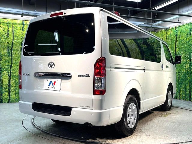 TOYOTA HIACE VAN 2WD 2025 Image 31