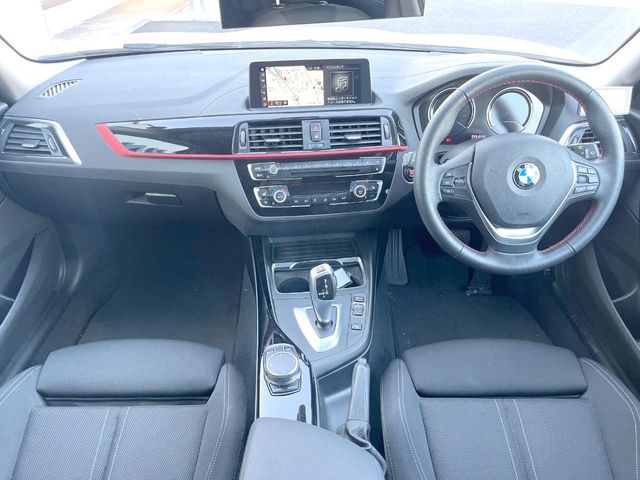 BMW 1SERIES 2018 Image 31