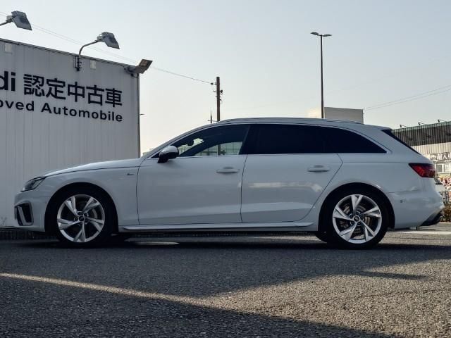 AUDI A4 AVANT 2023 Image 31