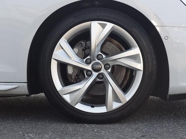 AUDI A4 AVANT 2023 Image 31