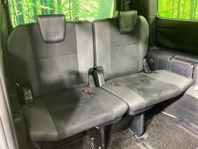 TOYOTA VOXY 2021 Image 31