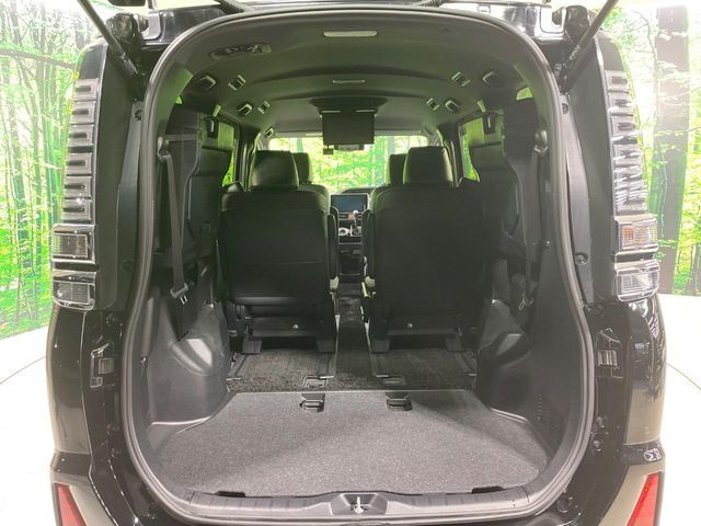 TOYOTA VOXY 2021 Image 31