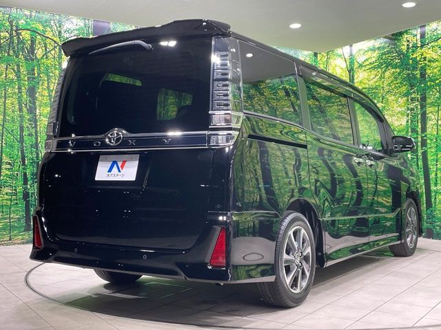 TOYOTA VOXY 2021 Image 31