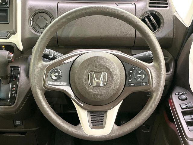 HONDA N BOX 2023 Image 31