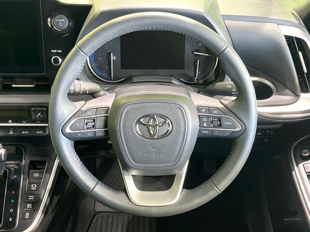 TOYOTA VOXY HYBRID 2024 Image 31