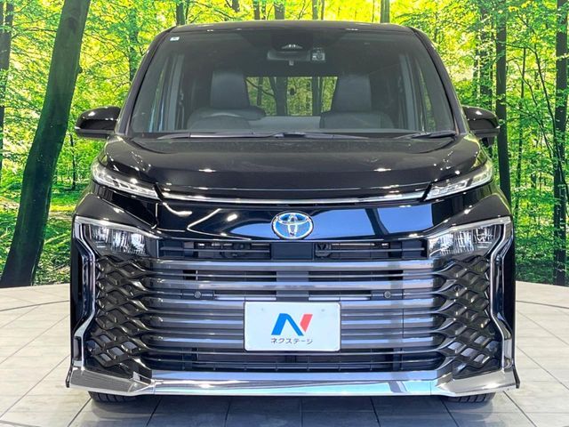 TOYOTA VOXY HYBRID 2024 Image 31