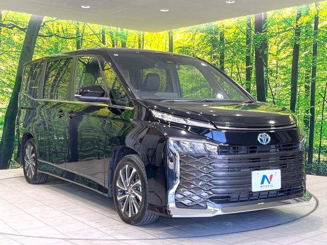 TOYOTA VOXY HYBRID 2024 Image 31