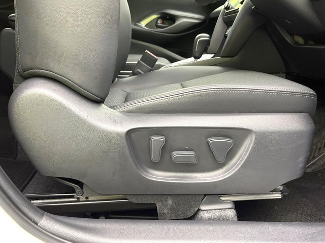 TOYOTA YARIS CROSS 2025 Image 31