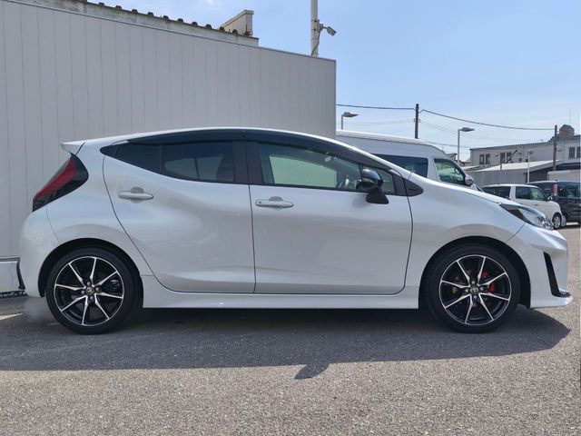 TOYOTA AQUA 2024 Image 31