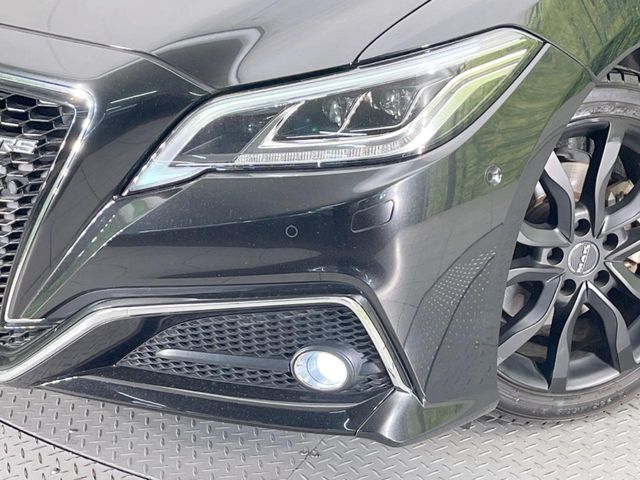 TOYOTA CROWN SEDAN HYBRID 2018 Image 31