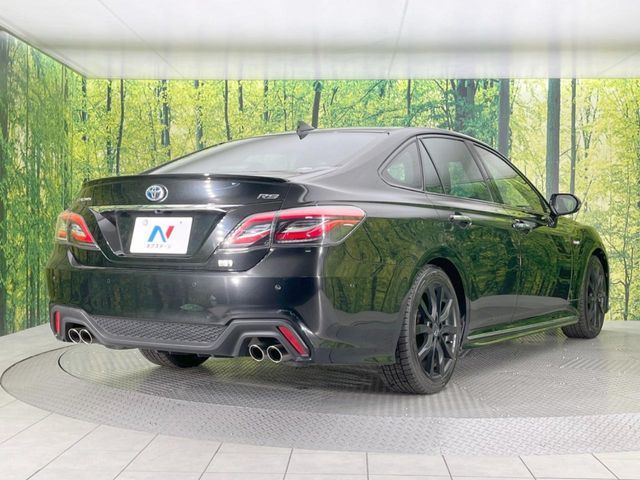 TOYOTA CROWN SEDAN HYBRID 2018 Image 31