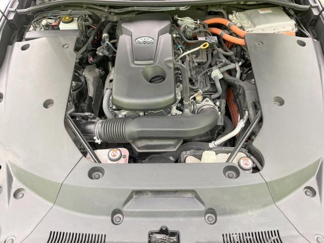 TOYOTA CROWN SEDAN HYBRID 2018 Image 31