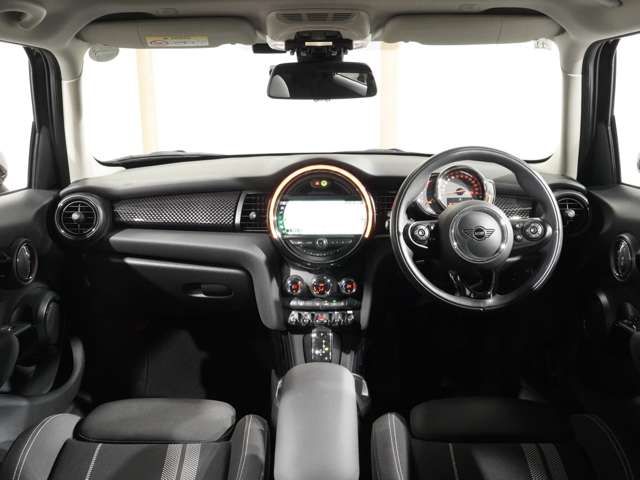 BMW MINI COOPER SD 5DOOR 2020 Image 31