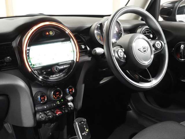 BMW MINI COOPER SD 5DOOR 2020 Image 31